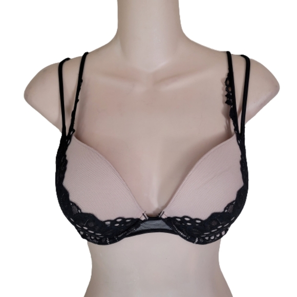 Victoria's Secret Very Sexy Push Up Bra Black Beige Lace Size Women's 32D - Picture 1 of 5